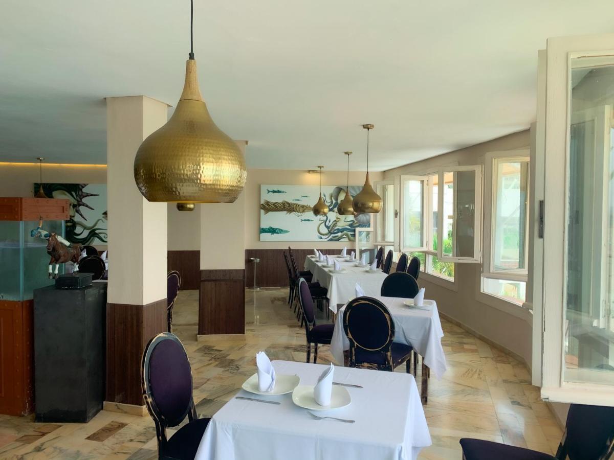 Hotel Patricia Торегуадиаро Екстериор снимка