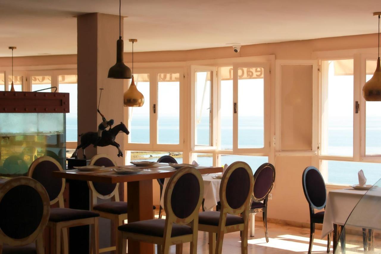 Hotel Patricia Торегуадиаро Екстериор снимка