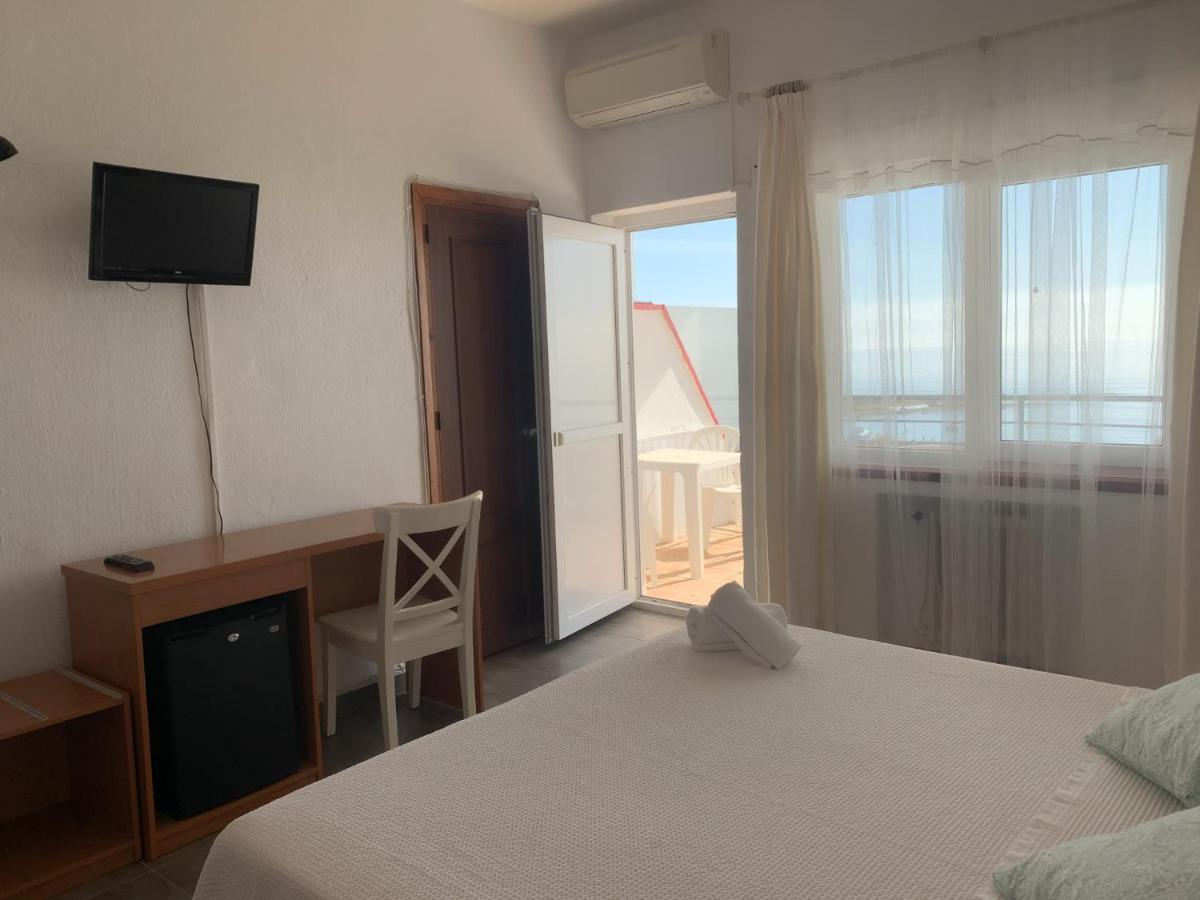 Hotel Patricia Торегуадиаро Екстериор снимка